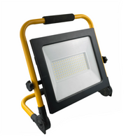 Tragbares 100-W-Flutlicht auf einem Ständerhalter neutrale Farbe 4000K stark