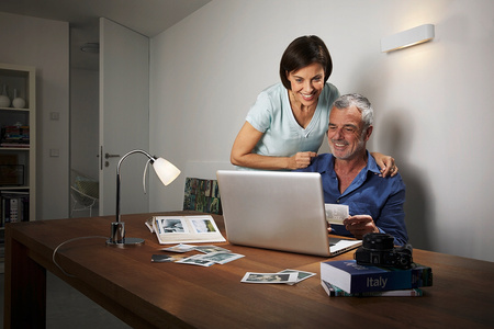 LED Leuchtmittel GY6.35 CAPSULE 2,6W = 28W 300lm 2700K Warm 320° 12V LEDVANCE