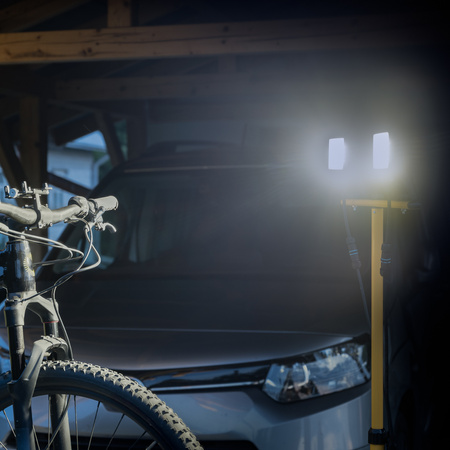 LED-Flutlicht ZUNA2 Halogenlampe 2x 100W 6500K auf Stativ + Kabel + Hermetischer Anschluss LUMILED