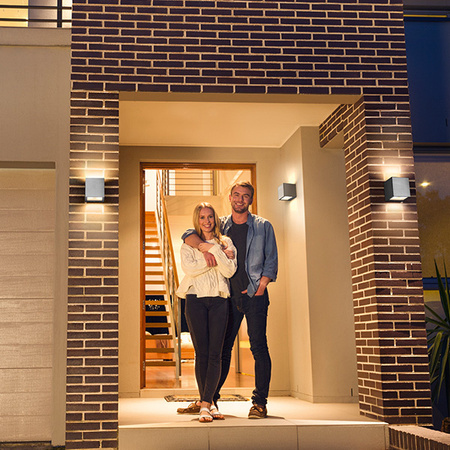 Intelligente LEDVANCE WIFI SMART+ BRICK WALL SILVER GREY Fassadenwandleuchte 14W 550lm LEDVANCE