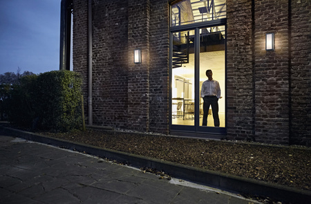 LED E27 IP65 IK06 Grau Endura Ledvance Gartenleuchte für draußen