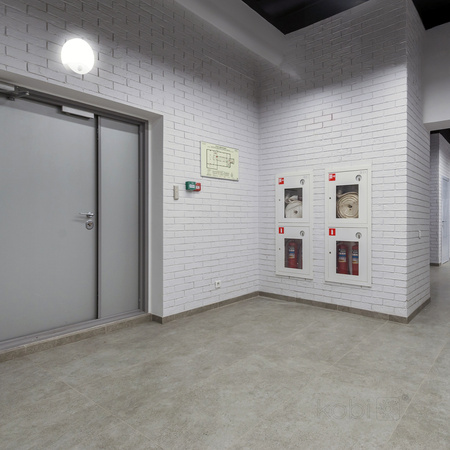 LED-Plafond-Wandleuchte mit Bewegungs- und Dämmerungssensor 10W Neutrale Farbe 4000K IP44 ORBIS Kobi