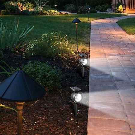 LED Solarbetriebene Gartenleuchte Reflektor 0.4W IP44 Dämmerungssensor Kalte Farbe