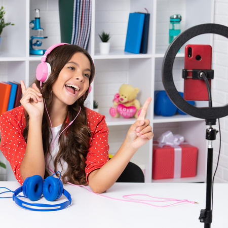 LED Stehleuchte 15W 330lm 2700-4000-6500K Warm 360° Schwarz Dimmbar SELFIE Sanico Goldlux