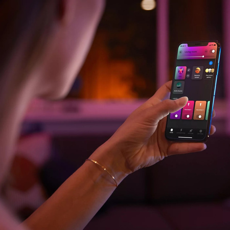 Philips HUE Weiß und Farbe Ambiance Lampe Argenta 4x4.2W Bluetooth Zigbee