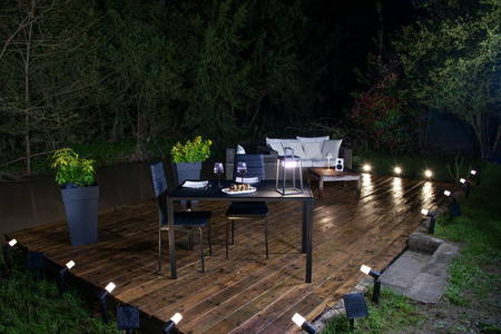 Intelligente Solar-Gartenlampe Reflektor RGB+W IP44 SMART+ BLUETOOTH LEDVANCE