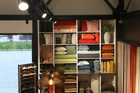 Beleuchtung Stromschienenset 1m + 2x LED Stromschienenstrahler GU10 Lampe Schwarz und Gold