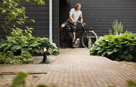 Outdoor LED Gartenlampe ALPENGLOW myGarden E27 IP44 Mastlaterne Schwarz PHILIPS