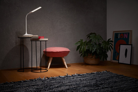 LED-Nachttischlampe 5W 3000K USB PANAN Weiß Ledvance