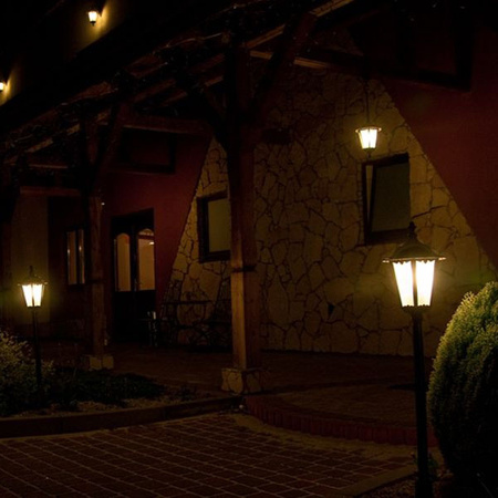 Hängende LED-Gartenlampe für den Außenbereich Retro Classic K 1018/1/D E27 Su-Ma