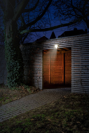 LED-Flutlicht 15W 4000K IP55 Grau mit Bewegungssensor LEDVANCE Flutlicht Endura Pro