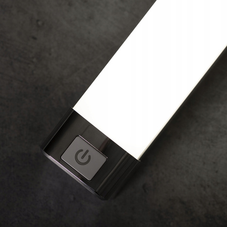 LED Wand- und Deckenleuchte Badezimmerleuchte mit Schalter 15W 4000K IP44 60cm Schwarz KANLUX