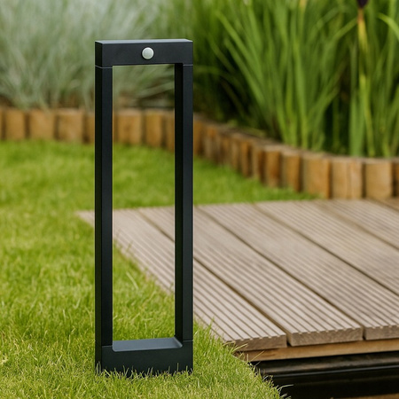 LED Solar Gartenlampe Stehender Dekorativer Mast Bewegungs- und Dämmerungssensor IP54 4000K