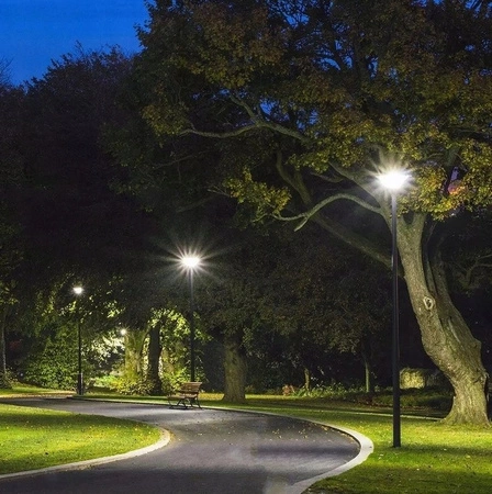 LED Solarstrahler 50x LED 100W 2500lm 5000K IP65 VIDEX Dämmerungssensor mit Fernbedienung