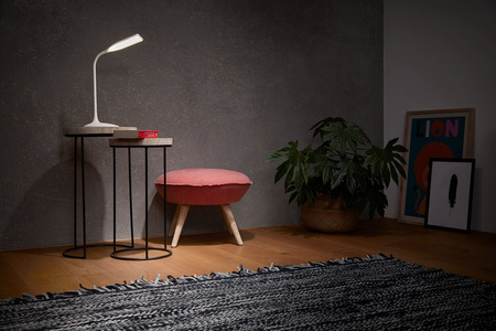 LED-Nachttischlampe 5W 3000K USB PANAN Weiß Ledvance