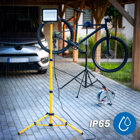 LED-Flutlicht ZUNA2 Halogenlampe 100W 4000K auf Stativ + Kabel + Hermetischer Anschluss LUMILED