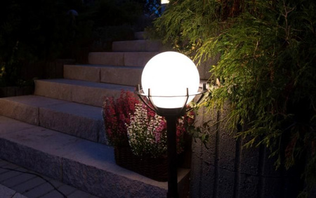Hängende Gartenleuchte für den Außenbereich LED-Kugeln mit Korb 200 K 1018/1/KPO E27 Su-Ma