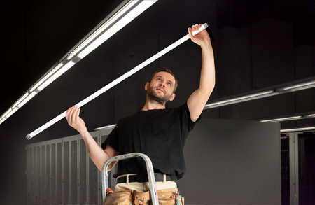 LED-Leuchtstoffröhre G5 T5 10.5W 1600lm 6500K Kalt 180° 85cm Ledvance