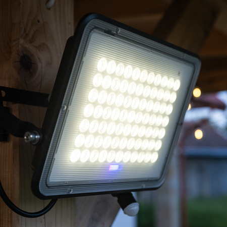 Solar LED Halogenstrahler 300W Gartenlampe 4000K IP65 PIR Bewegungsmelder + Fernbedienung FULGOR LUMILED