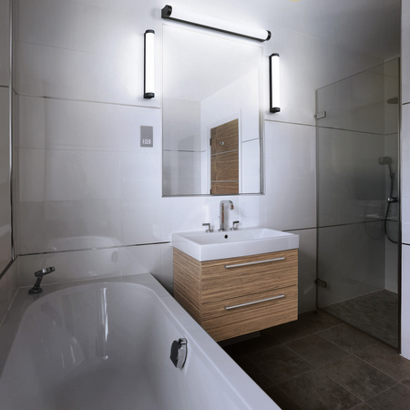 Badezimmerlampe LED Wandlampe über Spiegel Dimmbar 12W 1100lm CCT Schwarz IP44 60cm Obris Ledvance