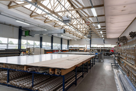 LED Röhren G13 T8 24.8W 4100lm 4000K Neutral 190° CRI90 150cm OSRAM SubstiTUBE