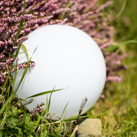 LED-Solar-Gartenlampe WHITE BALL 20cm betrieben 3500K warm + RGB GOLDLUX (Polux)