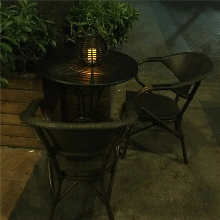 LED-Solar-Gartenlampe Hängelaterne schwarz oval Flammeneffekt