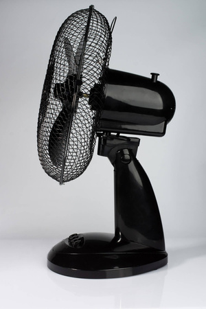 Schreibtischventilator Luftzirkulator Stehtischventilator 49 cm 30 W Schwarz