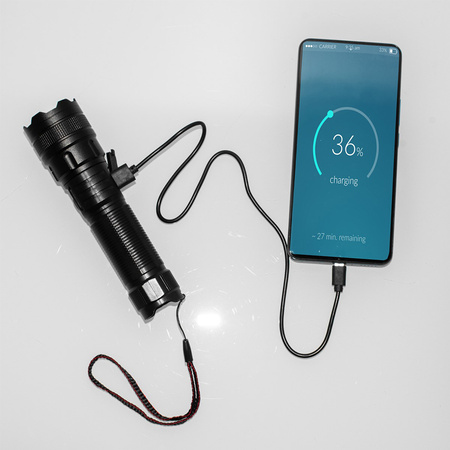 Wiederaufladbare taktische LED-Taschenlampe 600lm 10W Leistungsstarke ZOOM POWERBANK VA0179 VAYOX