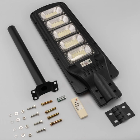 LED Solar Straßenlaterne 1800W 6500K Laterne mit Halterung und Fernbedienung