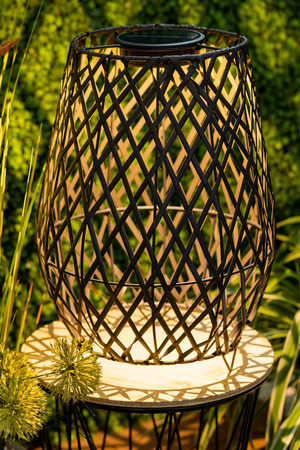 LED Solarlampe Outdoor Garten Standlaterne 3000K IP44 35cm Dämmerungssensor