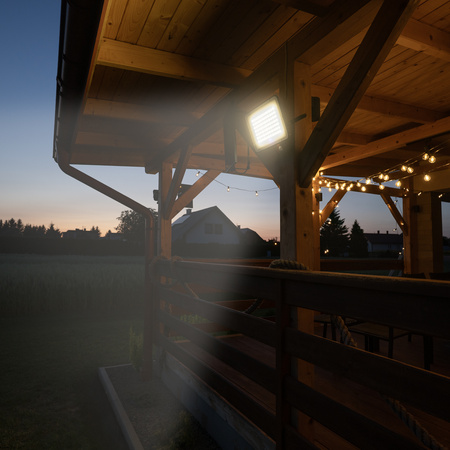 Solar LED Halogenstrahler 300W Gartenlampe 4000K IP65 PIR Bewegungsmelder + Fernbedienung FULGOR LUMILED