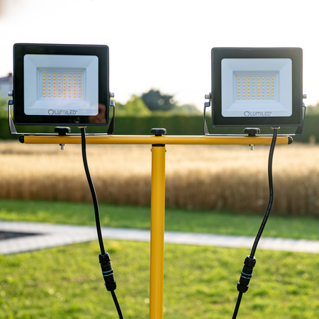 LED-Flutlicht ZUNA2 Halogenlampe 2x 50W 6500K auf Stativ + Kabel + Hermetischer Anschluss LUMILED