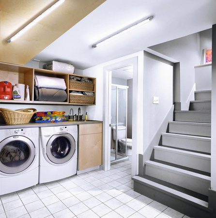 LED Linienlampe 8W 650lm 4000K neutral 60cm hermetisch IP65 mit Bewegungssensor SUBMARINE LEDVANCE