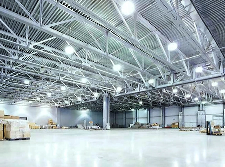 Industrielle LED-Lampe für hohe Buchten 150W 15.000lm 5.000K dimmbar IP65