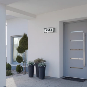 Wandleuchte beleuchtete Hausnummer RONO Silber - GOLDLUX (Polux)