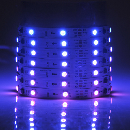 LED-Streifen RGB 24W 400lm 120° Weiß Dimmbar Sanico Goldlux