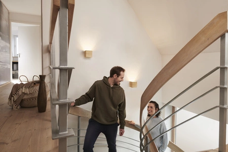 SMART+ WIFI Wandleuchte Smarte Wandleuchte 7W ORBIS SWAN WOOD LEDVANCE