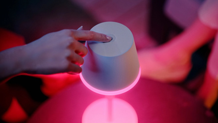 GO PORTBALE LED-Schreibtischlampe Weiß EU/UK 6W CCT RGB PHILIPS HUE Bluetooth Zigbee