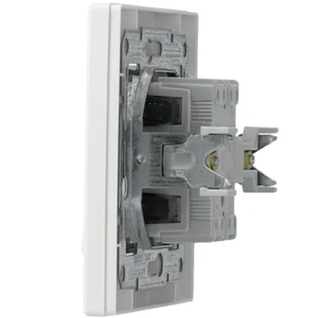 Einpoliger Unterputz-Kerzenschalter Asfora IP20 mit weißem Rahmen