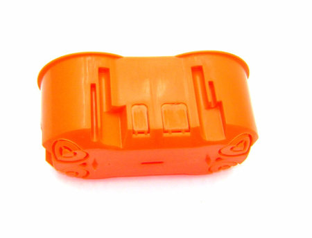 Doppelte tiefe elektrische Unterputzdose 2x60 mit PAWBOL-Schrauben