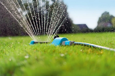 Oszillierender Garten-Sprinkler BASIC CELLFAST