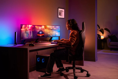 Intelligente LED-Gradienten PC-Streifen 3x 20W CCT RGB PHILIPS HUE Bluetooth