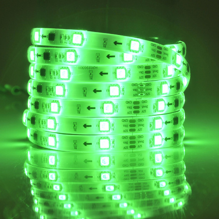 RGB LED-Streifen 24W 380lm 120° Weiß IP65 Dimmbar Sanico Goldlux