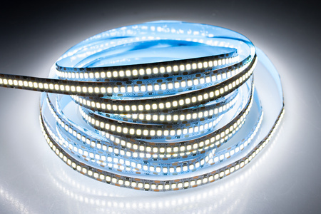 LED-Strip, LED-Streifen 12V 120W 1200LED 2835 10mm 5m kalt LUMILED