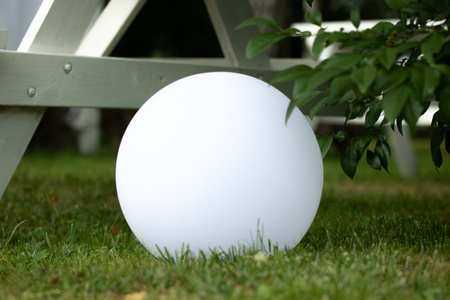 Gartenlampe LED Solarbetriebene RGB Kugel 30 cm