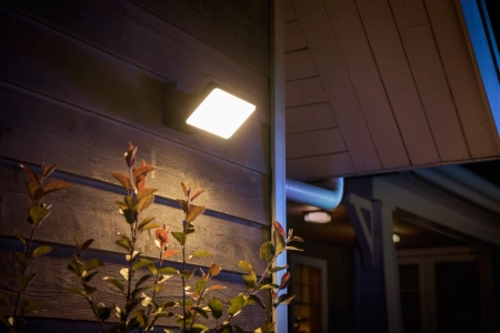 LED-Flutlicht Gartenlampe Welcome 20.5W 2600lm IP44 PHILIPS HUE