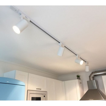 Dreiphasige Endstromversorgung für weiße Sammelschienen