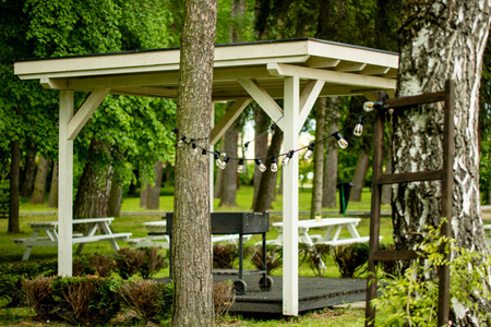 Lichterkette für den Außenbereich Gartengirlande 15 m 15 xE27 + LED-Leuchtmittel 2W 3000K Lumiled