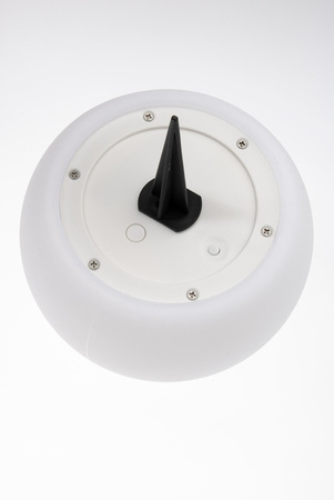 LED-Solar-Gartenlampe mit Nieten RGB-Globus für den Garten 17 cm + Fernbedienung